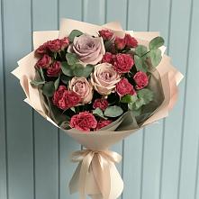 Букет цветов из:  Гвоздики и Розы в Брехово